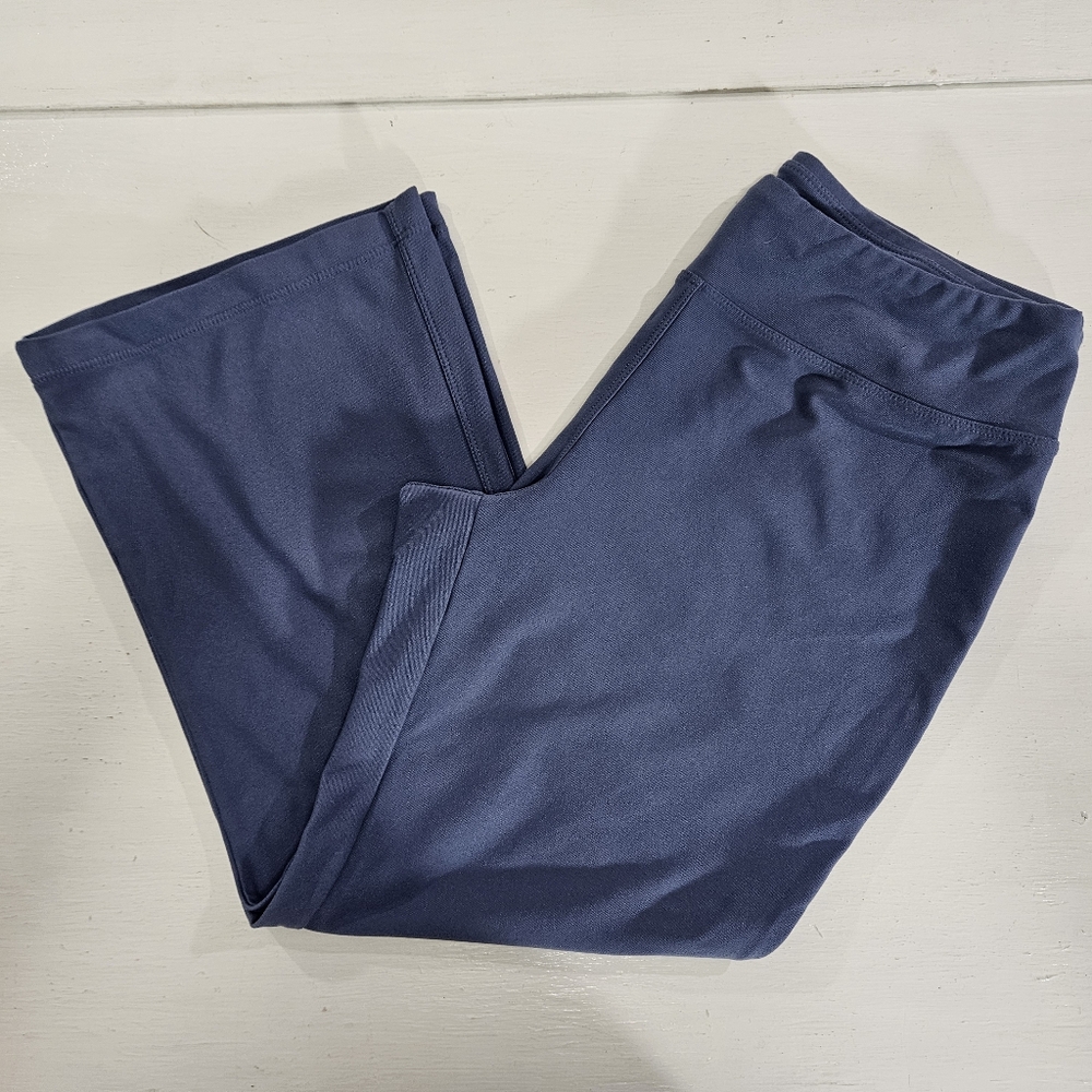Nike blue capri legging women's size small